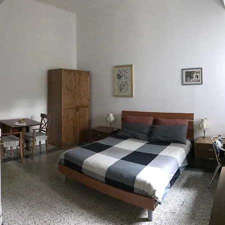 Hotello Guest house 2*